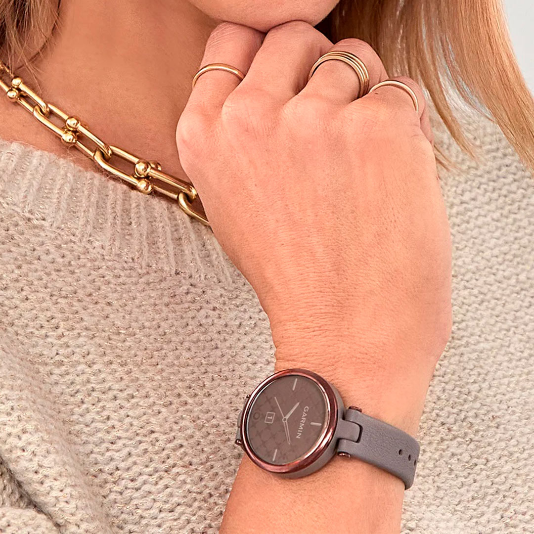 Garmin Lily Sport Cream Gold White Open Box