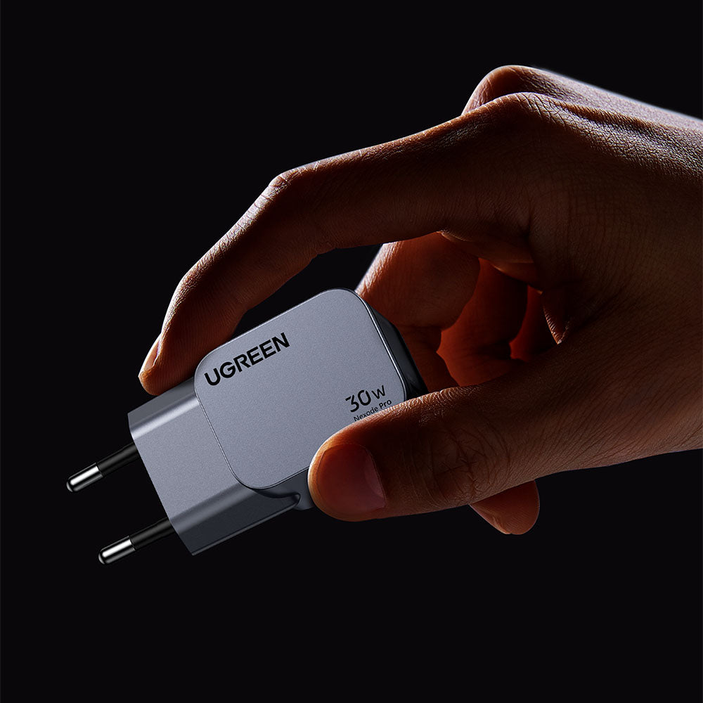 Cargador Ugreen GaN Tech Fast Slim 30W