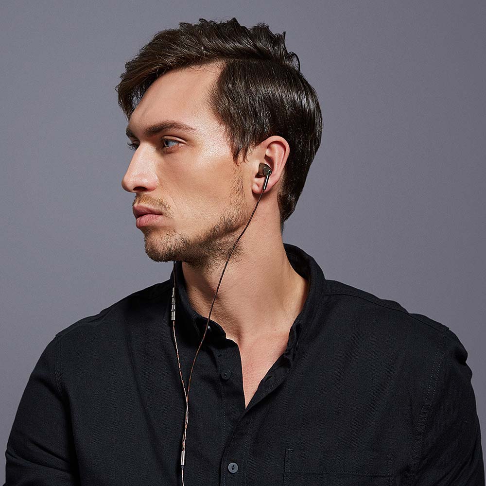 Audífonos In-Ear 1More Quad Driver - Silver