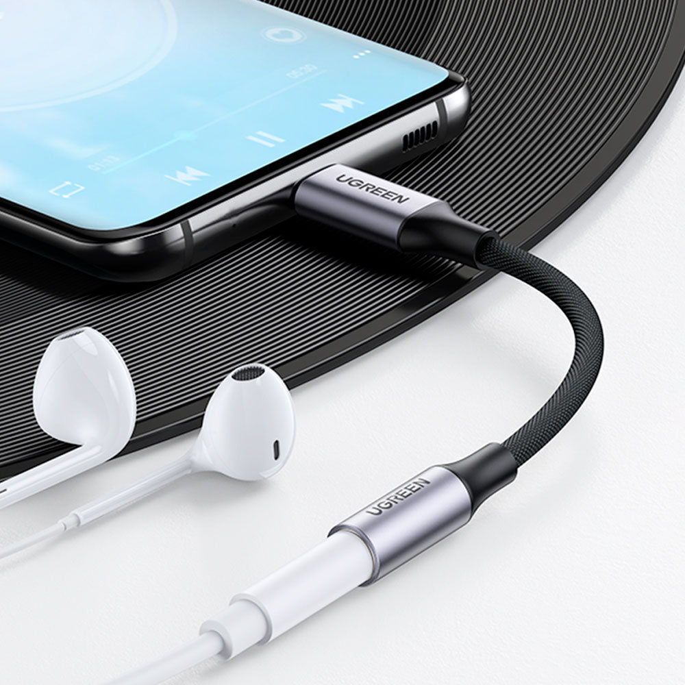 Adaptador Ugreen de Audio USB-C a 3.5 mm