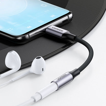 Adaptador Ugreen de Audio USB-C a 3.5 mm