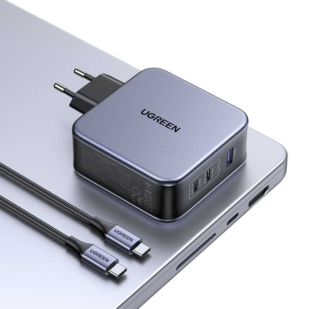 Cargador Ugreen GaN Tech Fast 140W con 2 USB C y 1 USB A