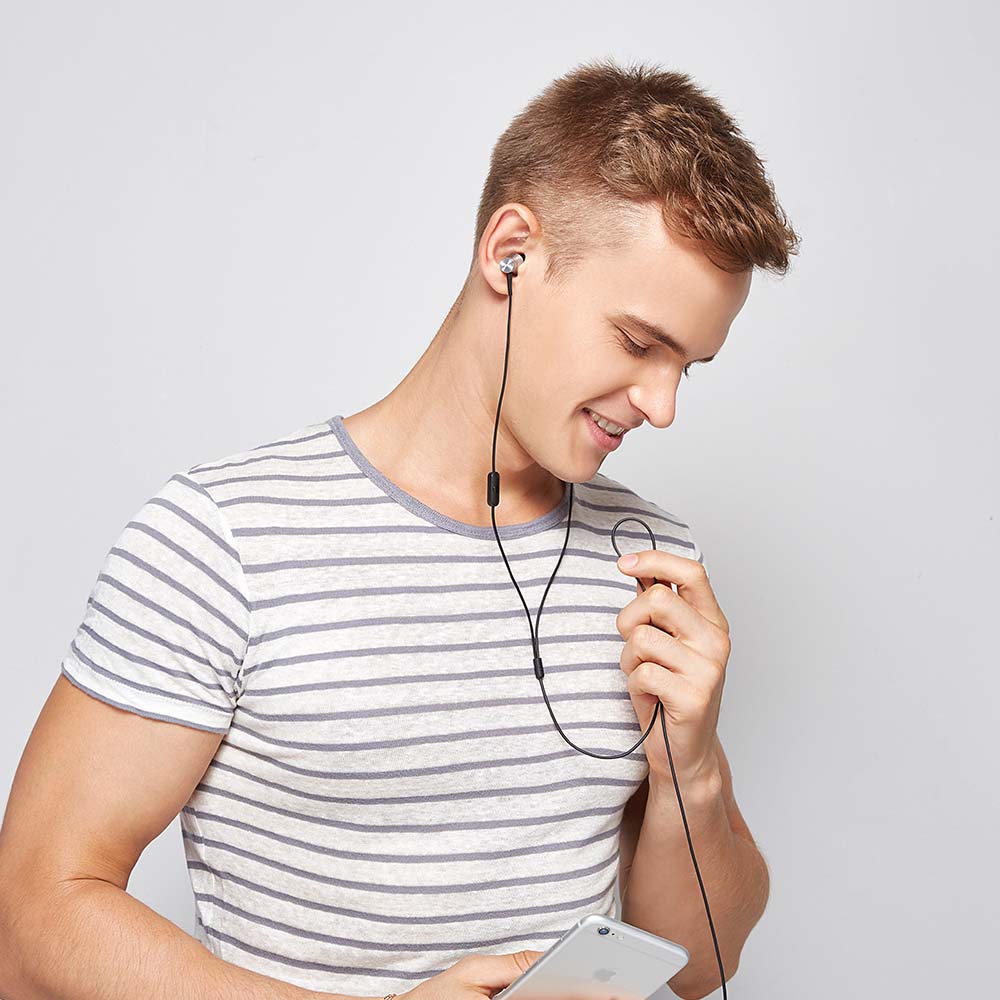 AUDÍFONOS IN-EAR 1MORE PISTON FIT - SILVER Open Box